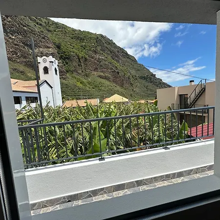 Madalena House *